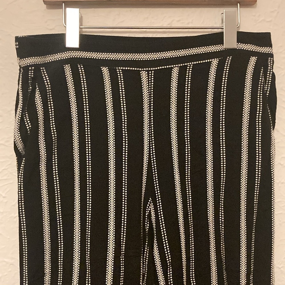 LOFT Fluid Wide Leg Ankle Pants - Picture 2 of 9